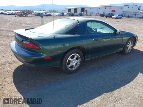 1995 Chevrolet Camaro z VIN 2G1FP22S7S2114586, wystawiony jako IAAI lot #42250390 z przebiegiem 172 124 mil mil oraz . Historia ofert i sprzedaży dostępna na DreamBid. Obrazek 4.
