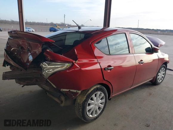2016 Nissan Versa SV with VIN 3N1CN7AP8GL820880, listed as a IAAI auction lot 41478070 with 1 mi miles. Bid and sale history available at carsss.com. Image 4.