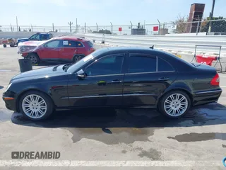 2007 Mercedes-Benz E 350 with VIN WDBUF56X97B133970, listed as a IAAI auction lot 42087042 with 125,113 mi miles and . Bid and sale history available at carsss.com. Image 14.