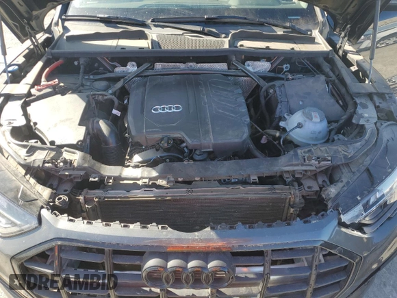 2024 Audi Q5 Premium Plus with VIN WA1BBAFY9R2063776, listed as a Copart auction lot 61252035 with 2,813 mi miles and Salvage title. Bid and sale history available at DreamBid. Image 12.