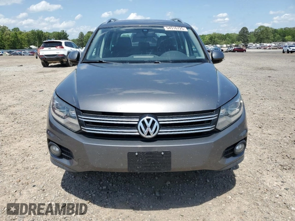 2016 Volkswagen Tiguan SE with VIN WVGAV7AXXGW502267, listed as a Copart auction lot 54916725 with 105,926 mi miles and Clean title. Bid and sale history available at DreamBid. Image 5.