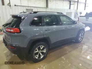 2015 Jeep Cherokee Trailhawk z VIN 1C4PJMBB0FW634397, wystawiony jako Copart lot #45812515 z przebiegiem 109 158 mil mil oraz Szkoda całkowita • Salvage title. Historia ofert i sprzedaży dostępna na DreamBid. Obrazek 3.