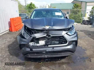 2023 Toyota Highlander L z VIN 5TDKDRAH0PS004630, wystawiony jako IAAI lot #42071940 z przebiegiem 34 441 mil mil oraz . Historia ofert i sprzedaży dostępna na DreamBid. Obrazek 6.