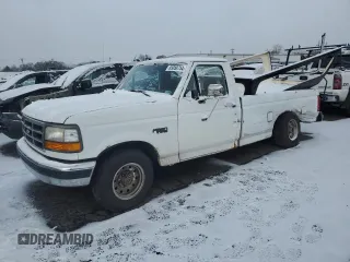 1992 Ford F-150 with VIN 2FTDF15Y5NCA31541, listed as a Copart auction lot 85058754 with 138,467 mi miles and Salvage Title. Bid and sale history available at carsss.com. Image 1.