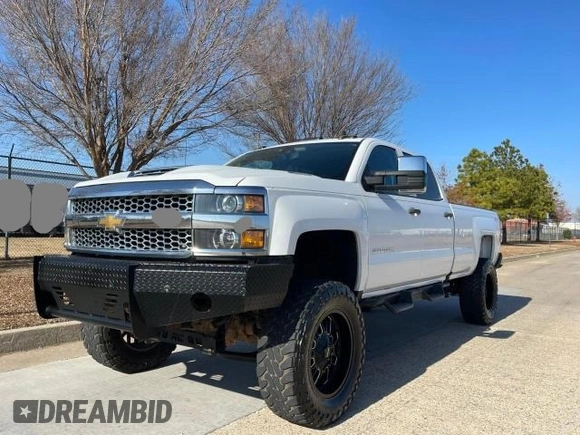 2019 Chevrolet Silverado 3500HD Work Truck with VIN 1GC4KVCYXKF197799, listed as a Copart auction lot 42862835 with 251,906 mi miles and Clean Title. Bid and sale history available at carsss.com. Image 2.