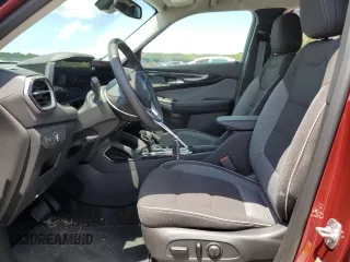 2024 Chevrolet TrailBlazer LT with VIN KL79MRSLXRB052189, listed as a Copart auction lot 60459514 with 2,256 mi miles and Salvage Title. Bid and sale history available at DreamBid. Image 7.