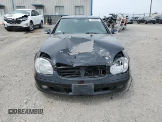 2002 Mercedes-Benz SLK 320 with VIN WDBKK65FX2F237273, listed as a Copart auction lot 61068345 with 193,304 mi miles and Salvage title. Bid and sale history available at DreamBid. Image 5.