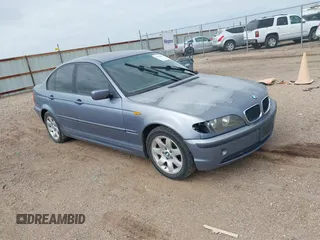 2002 BMW 3 Series 325i with VIN WBAET37492NG82793, listed as a IAAI auction lot 42096913 with 226,869 mi miles. Bid and sale history available at carsss.com. Image 1.