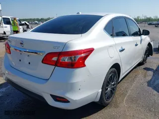 2016 Nissan Sentra SR with VIN 3N1AB7AP7GL677064, listed as a IAAI auction lot 41975920 with 77,805 mi miles. Bid and sale history available at carsss.com. Image 4.