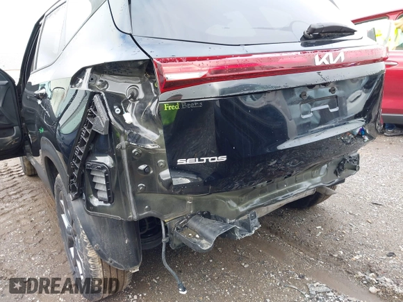 2024 Kia Seltos LX with VIN KNDEPCAA5R7667130, listed as a IAAI auction lot 42324758 with 8,119 mi miles and . Bid and sale history available at DreamBid. Image 6.