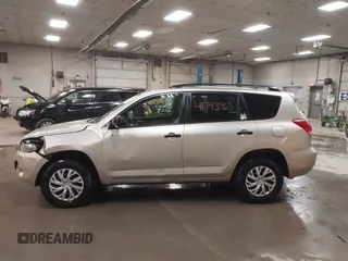 2008 Toyota RAV4 with VIN JTMZD33V286070452, listed as a IAAI auction lot 41793963 with 125,900 mi miles. Bid and sale history available at carsss.com. Image 14.