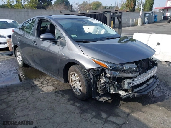 2021 Toyota Prius Prime LE with VIN JTDKAMFP5M3194093, listed as a IAAI auction lot 41240813 with 102,635 mi miles. Bid and sale history available at carsss.com. Image 1.