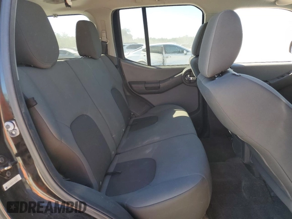 2015 Nissan Xterra S with VIN 5N1AN0NU2FN650814, listed as a Copart auction lot 82827764 with 151,429 mi miles and Salvage Title. Bid and sale history available at DreamBid. Image 11.