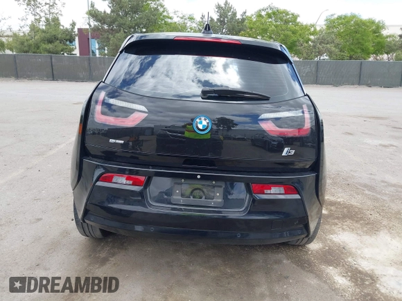 2017 BMW i3 z VIN WBY1Z8C5XHV889564, wystawiony jako IAAI lot #42239516 z przebiegiem 54 400 mil mil oraz . Historia ofert i sprzedaży dostępna na DreamBid. Obrazek 17.