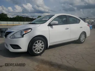 2015 Nissan Versa SV with VIN 3N1CN7AP6FL842374, listed as a Copart auction lot 52933955 with 31,231 mi miles and Salvage Title. Bid and sale history available at carsss.com. Image 1.