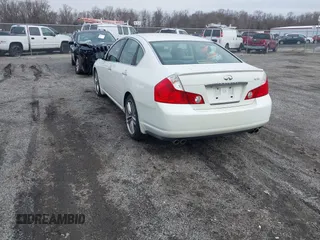 2007 Infiniti M45 Sdn with VIN JNKBY01E57M401878, listed as a IAAI auction lot 41518784 with 84,309 mi miles. Bid and sale history available at carsss.com. Image 3.