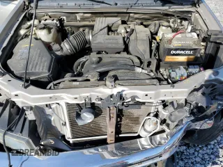 2006 Chevrolet Colorado 3LT with VIN 1GCDS136368227484, listed as a Copart auction lot 52437455 with 131,457 mi miles and Salvage title. Bid and sale history available at DreamBid. Image 11.