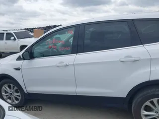 2017 Ford Escape SE with VIN 1FMCU0GD2HUB03804, listed as a IAAI auction lot 41842496 with 197,373 mi miles. Bid and sale history available at carsss.com. Image 13.