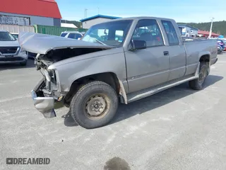 1998 Chevrolet C/K 1500 with VIN 1GCEK19RXWE183622, listed as a IAAI auction lot 41934099 with 175,979 mi miles. Bid and sale history available at carsss.com. Image 2.