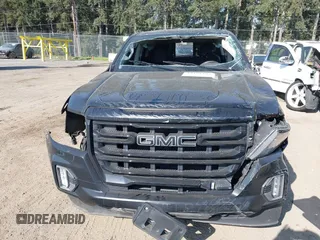 2022 GMC Canyon 4WD Elevation with VIN 1GTG6CEN1N1322229, listed as a IAAI auction lot 42101182 with 71,045 mi miles. Bid and sale history available at carsss.com. Image 12.