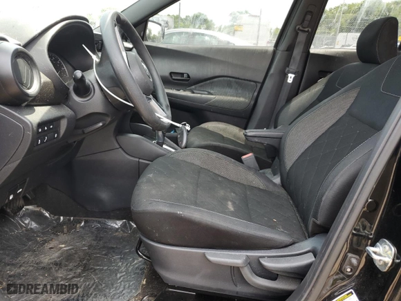 2020 Nissan Kicks S with VIN 3N1CP5BV4LL481864, listed as a Copart auction lot 59889504 with 52,520 mi miles and Salvage Title. Bid and sale history available at carsss.com. Image 7.