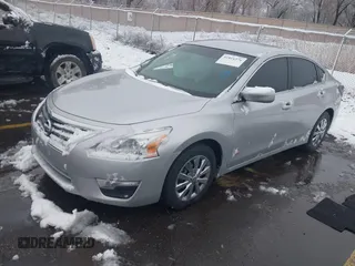 2015 Nissan Altima S with VIN 1N4AL3AP0FC439737, listed as a IAAI auction lot 41816376 with 144,803 mi miles and . Bid and sale history available at DreamBid. Image 17.