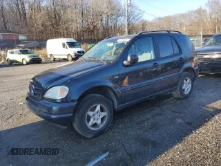 2000 Mercedes-Benz M-Class with VIN 4JGAB54E9YA152815, listed as a Copart auction lot 82996314 with 0 mi miles and Salvage Title. Bid and sale history available at carsss.com. Image 1.