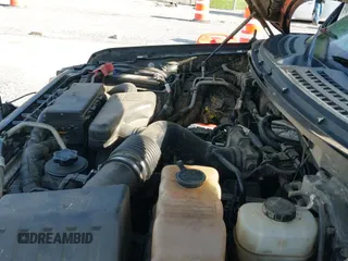 2010 Ford F-150 XL z VIN 1FTEX1EW2AFA18163, wystawiony jako IAAI lot #42295077 z przebiegiem 217 430 mil mil oraz . Historia ofert i sprzedaży dostępna na DreamBid. Obrazek 19.