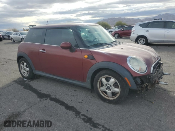 2008 MINI Hardtop with VIN WMWMF33548TU65011, listed as a Copart auction lot 82175524 with 197,702 mi miles and Salvage title. Bid and sale history available at DreamBid. Image 4.