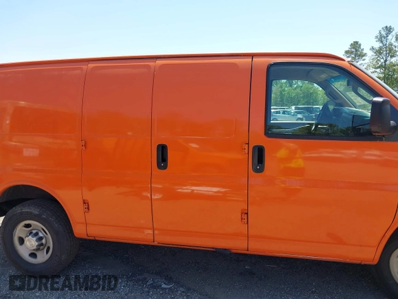 2017 Chevrolet Express Cargo Van with VIN 1GCWGAFF8H1329753, listed as a IAAI auction lot 42126110 with 187,569 mi miles. Bid and sale history available at carsss.com. Image 13.