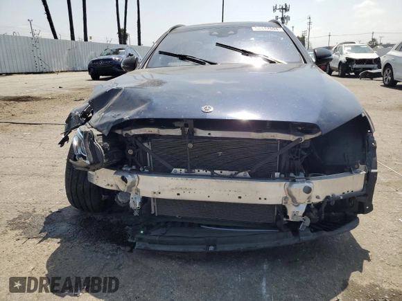 2019 Mercedes-Benz E 450 with VIN WDDZH6JB7KA639496, listed as a Copart auction lot 58442094 with 23,634 mi miles and Salvage Title. Bid and sale history available at DreamBid. Image 5.