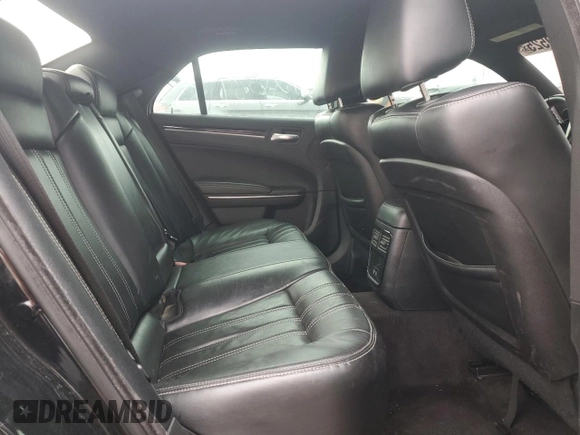2015 Chrysler 300 S with VIN 2C3CCABG1FH921334, listed as a Copart auction lot 46820525 with 189,656 mi miles and Salvage Title. Bid and sale history available at DreamBid. Image 10.