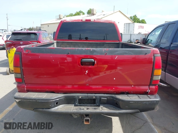 2002 Chevrolet Silverado 1500 LT with VIN 2GCEK19T321107487, listed as a IAAI auction lot 41977474 with 218,793 mi miles. Bid and sale history available at carsss.com. Image 16.