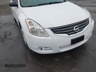 2010 Nissan Altima 2.5 SL with VIN 1N4AL2AP9AC178515, listed as a IAAI auction lot 42022772 with 240,486 mi miles. Bid and sale history available at carsss.com. Image 6.