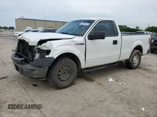 2014 Ford F-150 XL z VIN 1FTMF1CM8EFC12380, wystawiony jako Copart lot #54990645 z przebiegiem 151 103 mil mil oraz Szkoda całkowita • Salvage title. Historia ofert i sprzedaży dostępna na DreamBid. Obrazek 1.