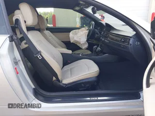 2013 BMW 3 Series 328i с VIN WBADW7C55DE734414, выставлен на аукционе IAAI как лот 42685123 с пробегом 72 180 миль миль и . История ставок и продаж доступна на DreamBid. Изображение 5.