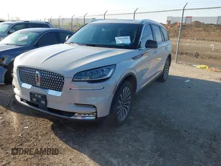 2021 Lincoln Aviator Reserve with VIN 5LM5J7XC5MGL02577, listed as a IAAI auction lot 41944356 with 68,941 mi miles and . Bid and sale history available at DreamBid. Image 2.