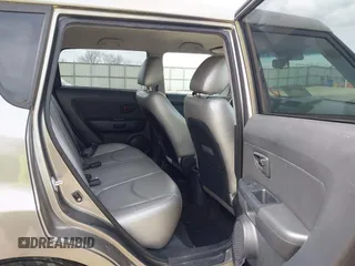 2013 Kia Soul with VIN KNDJT2A52D7595996, listed as a IAAI auction lot 41974905 with 138,953 mi miles. Bid and sale history available at carsss.com. Image 8.