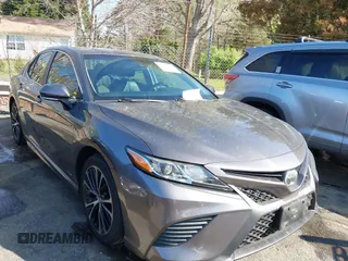2018 Toyota Camry LE with VIN 4T1B11HK3JU518806, listed as a IAAI auction lot 41913756 with 74,939 mi miles. Bid and sale history available at carsss.com. Image 1.