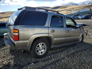 2003 Chevrolet Tahoe Z71 with VIN 1GNEK13T03R137393, listed as a Copart auction lot 86748334 with 0 mi miles and Salvage Title. Bid and sale history available at carsss.com. Image 3.