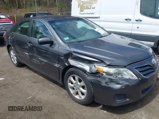 2011 Toyota Camry LE with VIN 4T4BF3EK3BR217252, listed as a IAAI auction lot 42090942 with 174,434 mi miles. Bid and sale history available at carsss.com. Image 1.