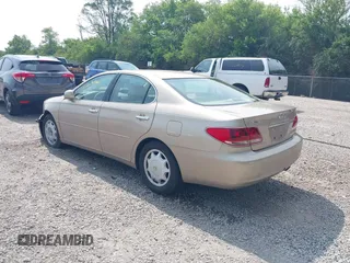 2005 Lexus ES 350 with VIN JTHBA30G555081509, listed as a IAAI auction lot 42491146 with 166,393 mi miles and . Bid and sale history available at DreamBid. Image 3.