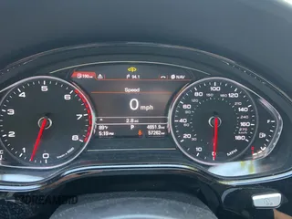 2017 Audi A8 Sport z VIN WAU43AFD7HN005619, wystawiony jako Copart lot #57526015 z przebiegiem 57 262 mil mil oraz Szkoda całkowita • Salvage title. Historia ofert i sprzedaży dostępna na DreamBid. Obrazek 8.