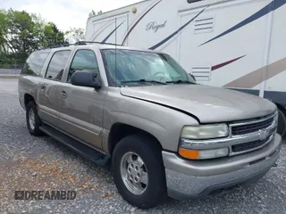 2000 Chevrolet Suburban LT with VIN 3GNFK16T0YG143198, listed as a IAAI auction lot 41992700 with 241,629 mi miles. Bid and sale history available at carsss.com. Image 1.