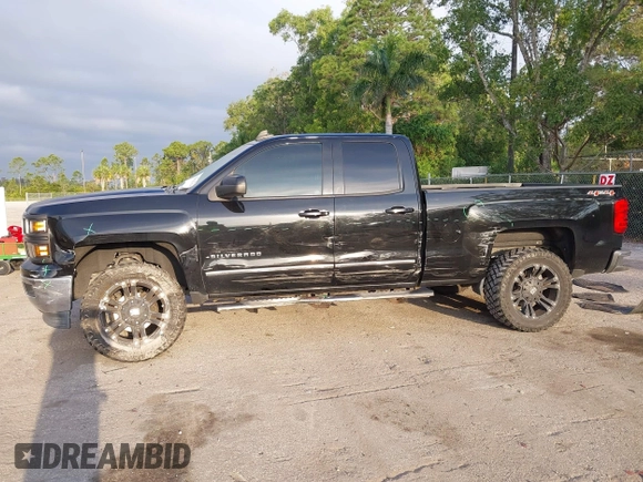 2015 Chevrolet Silverado 1500 LT with VIN 1GCVKREC3FZ241773, listed as a IAAI auction lot 42054178 with 146,304 mi miles. Bid and sale history available at carsss.com. Image 6.