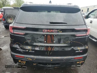 2024 GMC Acadia AWD AT4 z VIN 1GKENPKS8RJ231092, wystawiony jako Copart lot #55136345 z przebiegiem 3800 mil mil oraz Szkody całkowita. Historia ofert i sprzedaży dostępna na DreamBid. Obrazek 6.