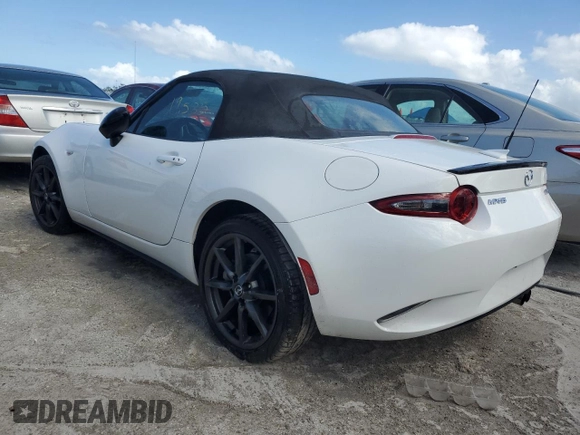 2017 Mazda MX-5 Miata Club z VIN JM1NDAC73H0124123, wystawiony jako Copart lot #76392804 z przebiegiem 19 535 mil mil oraz Nie do naprawy • Non repairable. Historia ofert i sprzedaży dostępna na DreamBid. Obrazek 2.