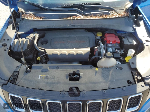 2019 Jeep Compass Latitude with VIN 3C4NJCBB2KT844341, listed as a Copart auction lot 53052675 with 59,709 mi miles and Salvage Title. Bid and sale history available at carsss.com. Image 13.