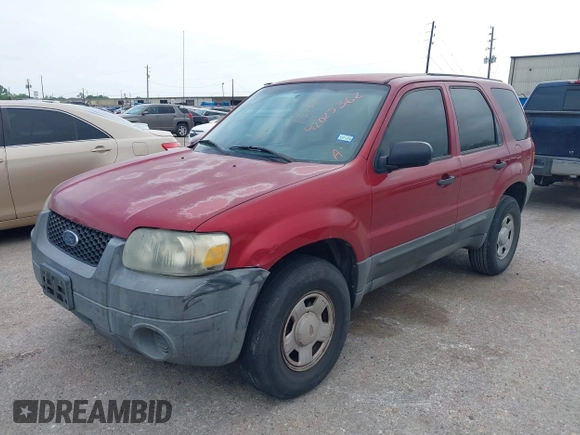 2005 Ford Escape XLS Value with VIN 1FMYU02Z35KB05027, listed as a IAAI auction lot 42025362 with 208,413 mi miles. Bid and sale history available at carsss.com. Image 2.
