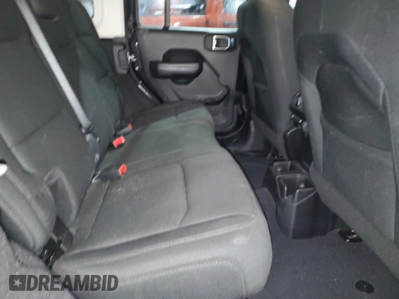 2019 Jeep Wrangler Unlimited Sport Altitude with VIN 1C4HJXDG7KW511592, listed as a Copart auction lot 45100125 with 53,669 mi miles and Salvage title. Bid and sale history available at DreamBid. Image 11.